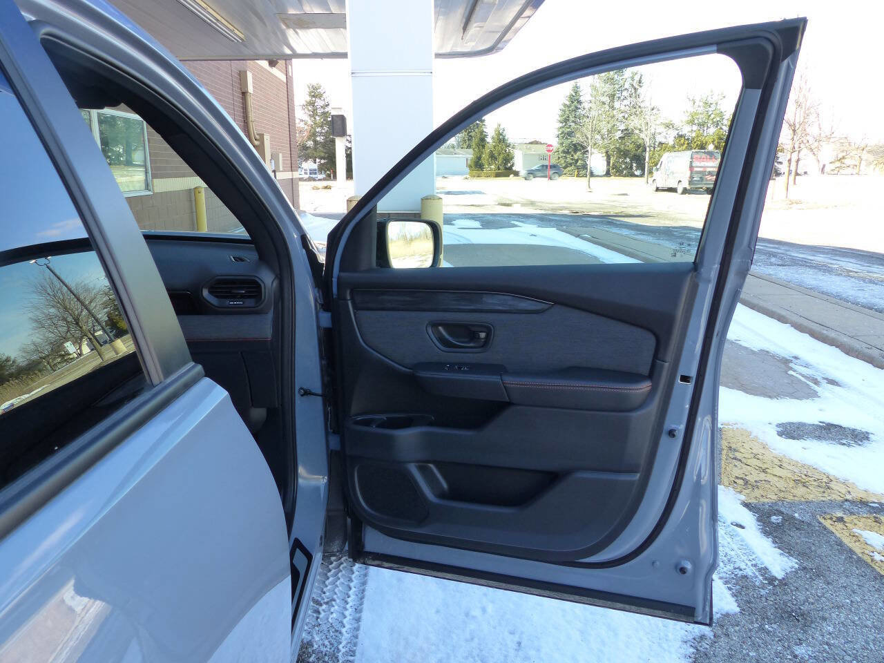 Used 2026 Honda Passport TrailSport image 38