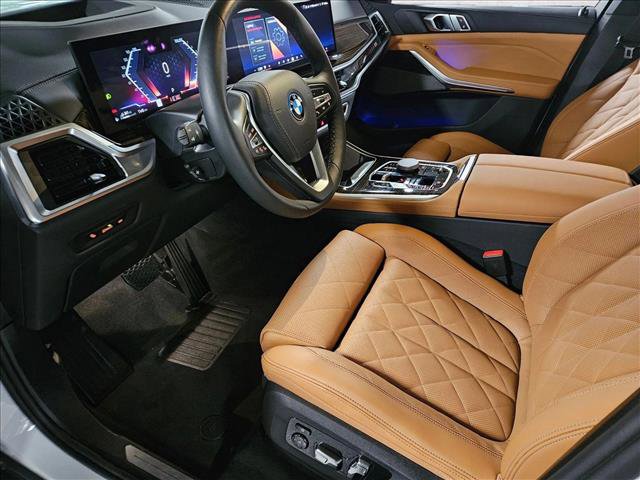 Used 2026 BMW X5 xDrive50e image 10