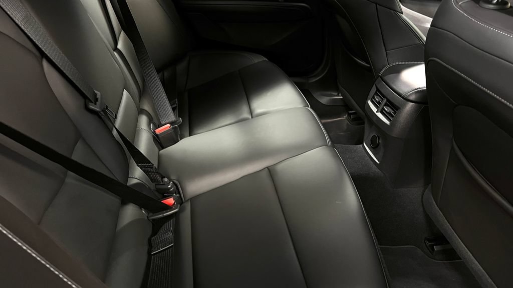 Used 2023 Cadillac CT4 Luxury w/ Cold Weather Package RWD image 16