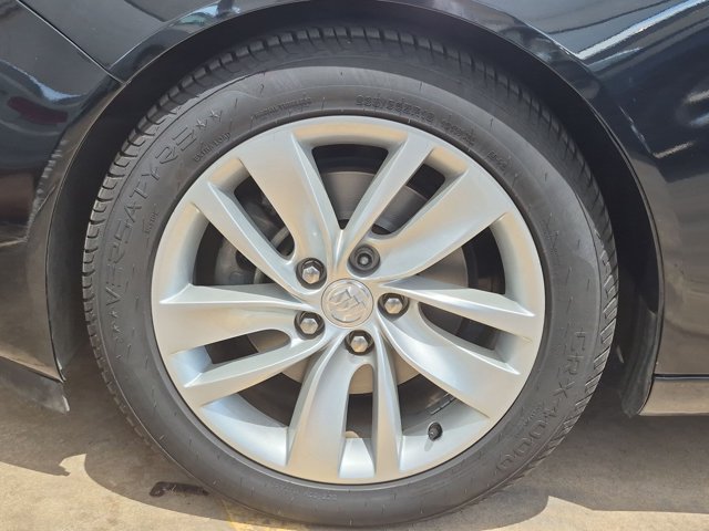 Used 2015 Buick Regal Premium w/ Experience Buick Package FWD image 23
