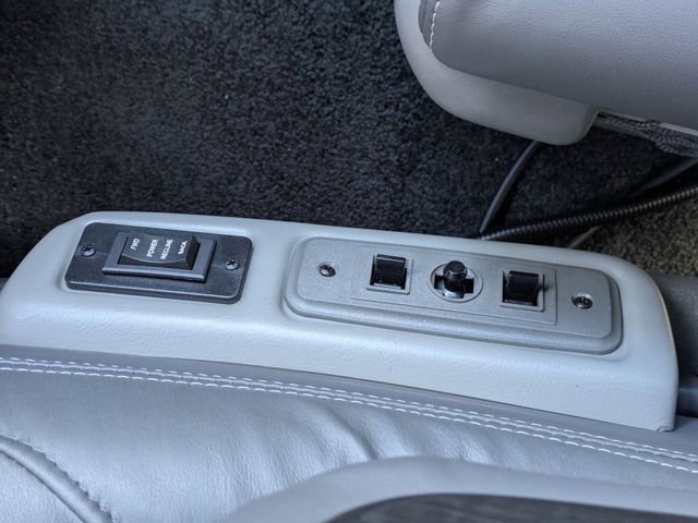 New 2026 Chevrolet Express 2500 Extended w/ Driver Convenience Package image 24