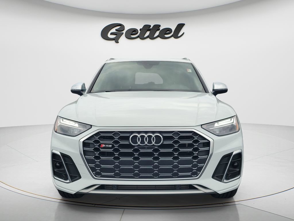 Used 2021 Audi SQ5 Premium Plus w/ Premium Plus Package AWD/4WD image 2
