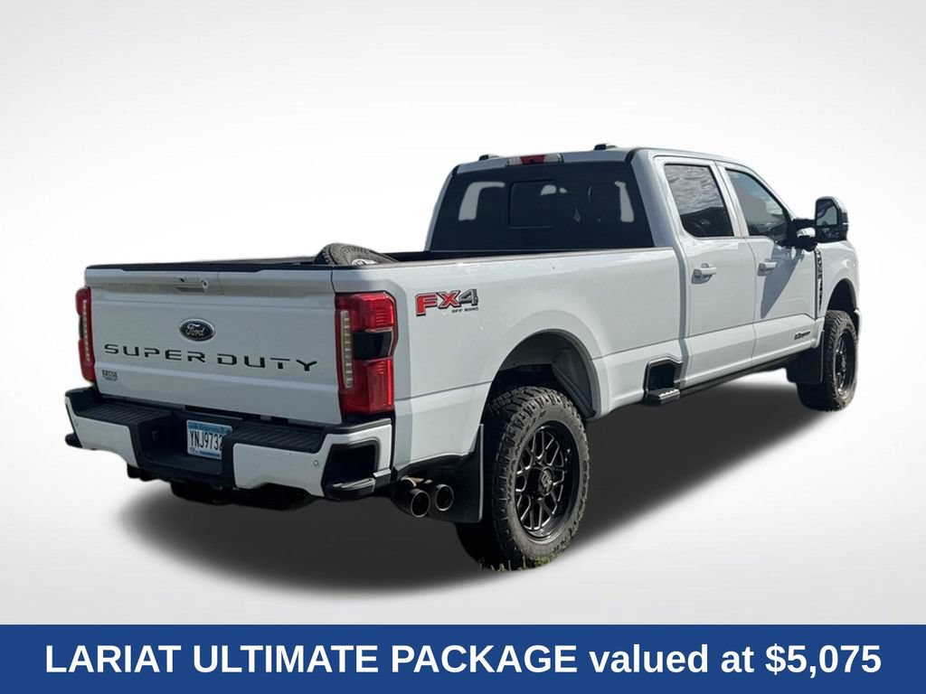 Used 2023 Ford F350 Lariat w/ Lariat Ultimate Package AWD/4WD image 3