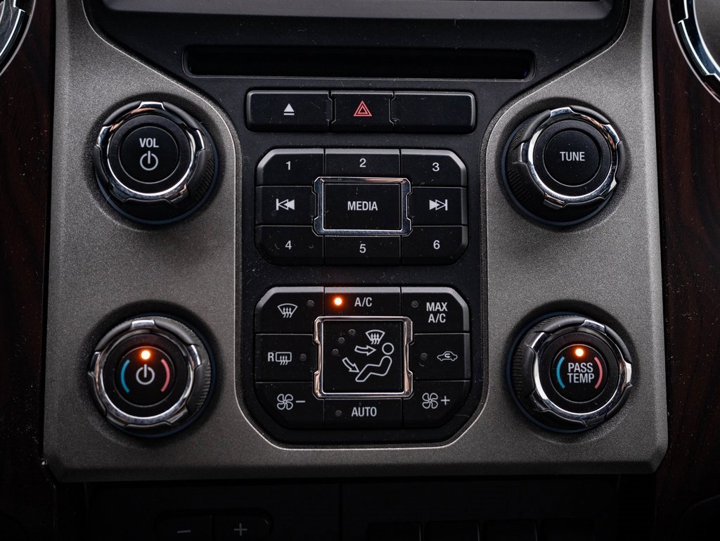 Used 2016 Ford F450 Lariat w/ Lariat Ultimate Package image 37