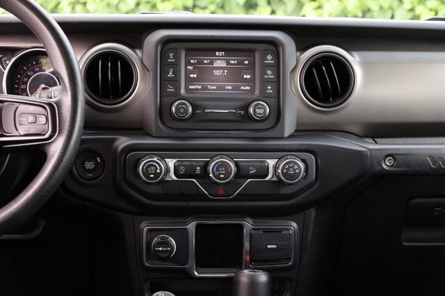 Used 2019 Jeep Wrangler Unlimited Sport AWD/4WD image 24