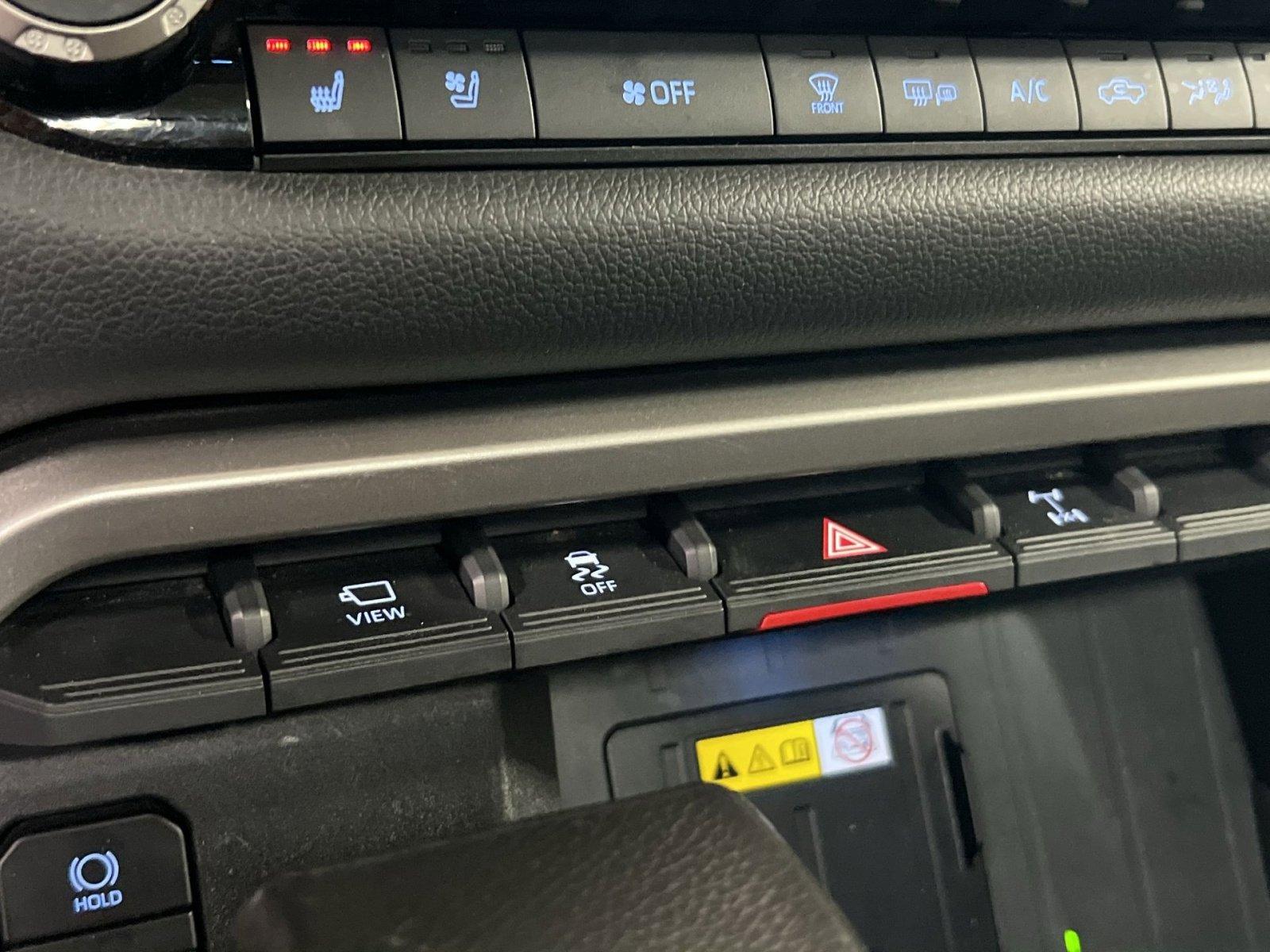 Used 2023 Toyota Tundra Limited image 32