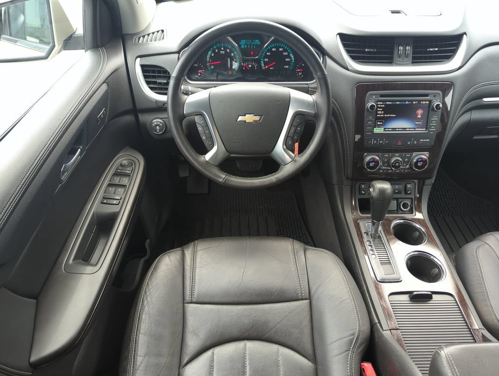 Used 2016 Chevrolet Traverse LTZ FWD image 13