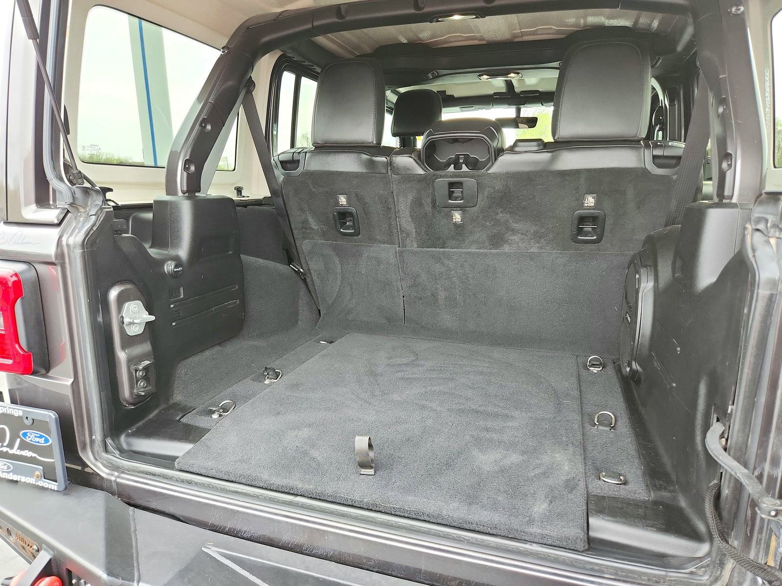 Used 2019 Jeep Wrangler Unlimited Rubicon AWD/4WD image 29