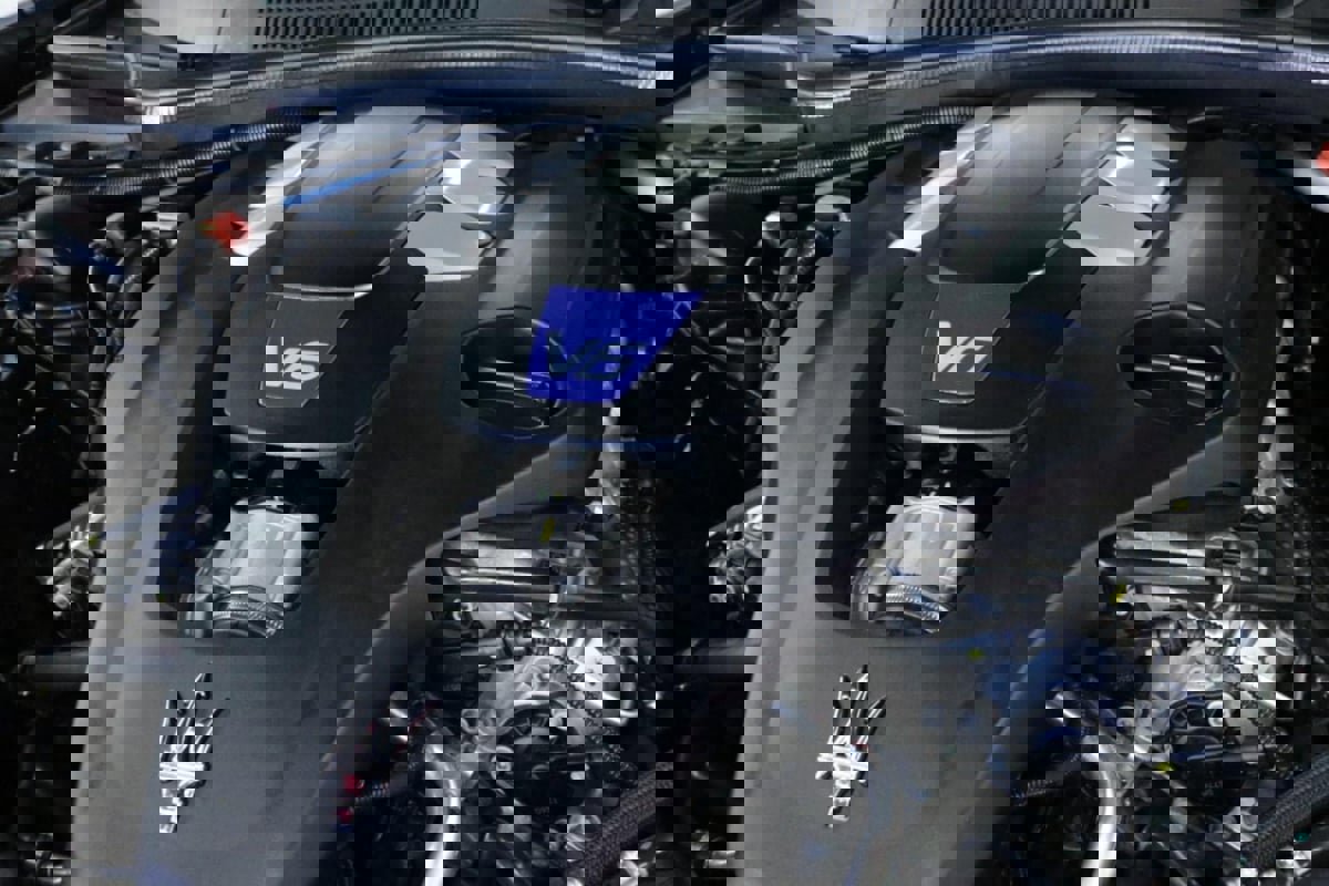 Used 2022 Maserati Ghibli Modena Q4 image 8