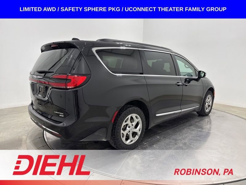 Used 2023 Chrysler Pacifica Limited w/ Uconnect Theater Family Group AWD/4WD image 7