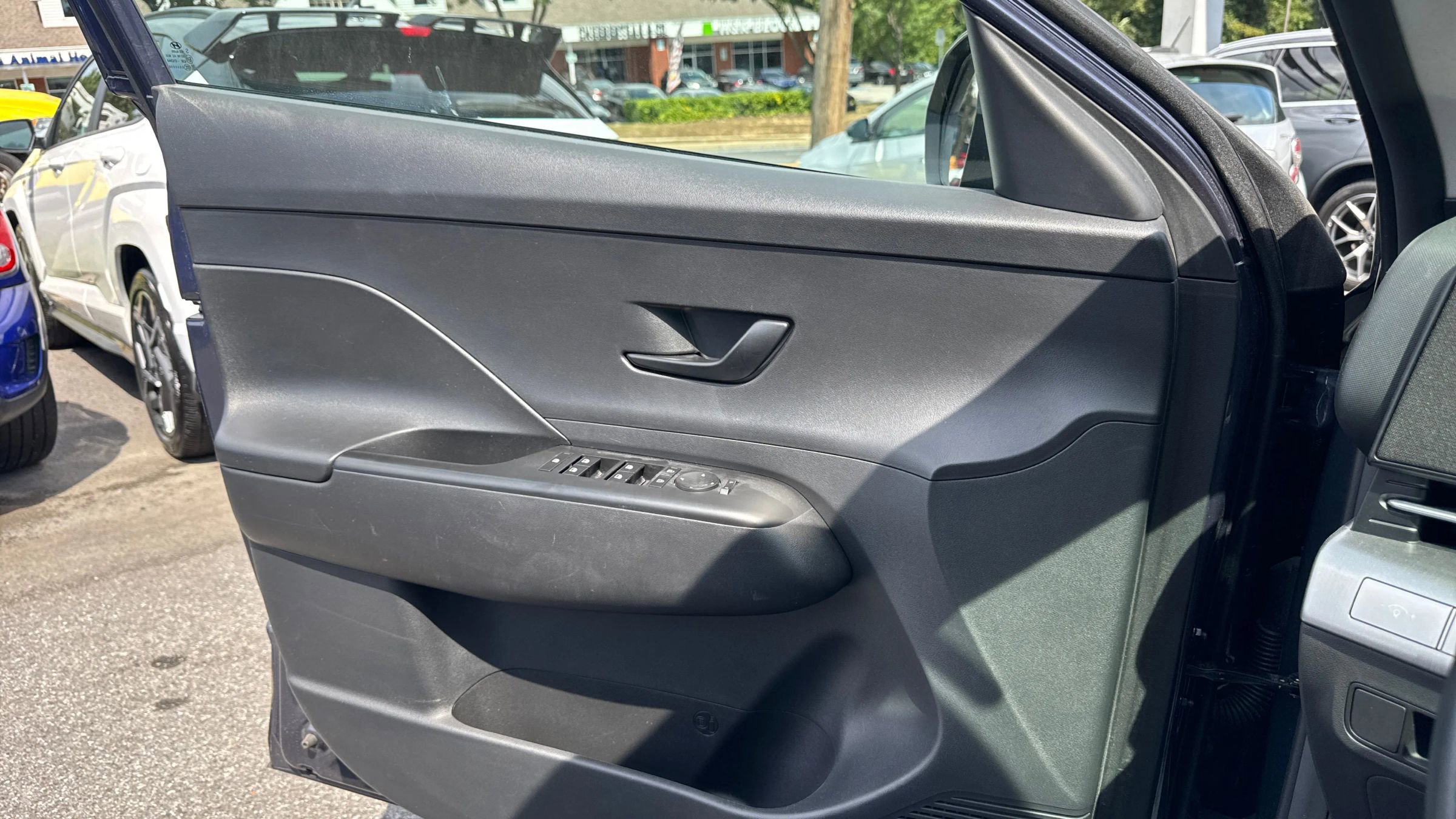Used 2024 Hyundai Kona SEL image 19