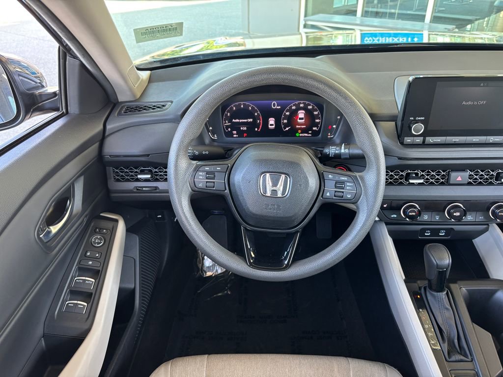 Used 2024 Honda Accord EX image 10