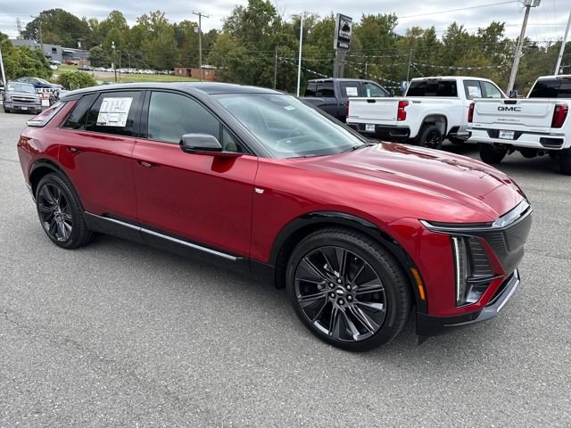 New 2026 Cadillac Lyriq Signature Sport image 7