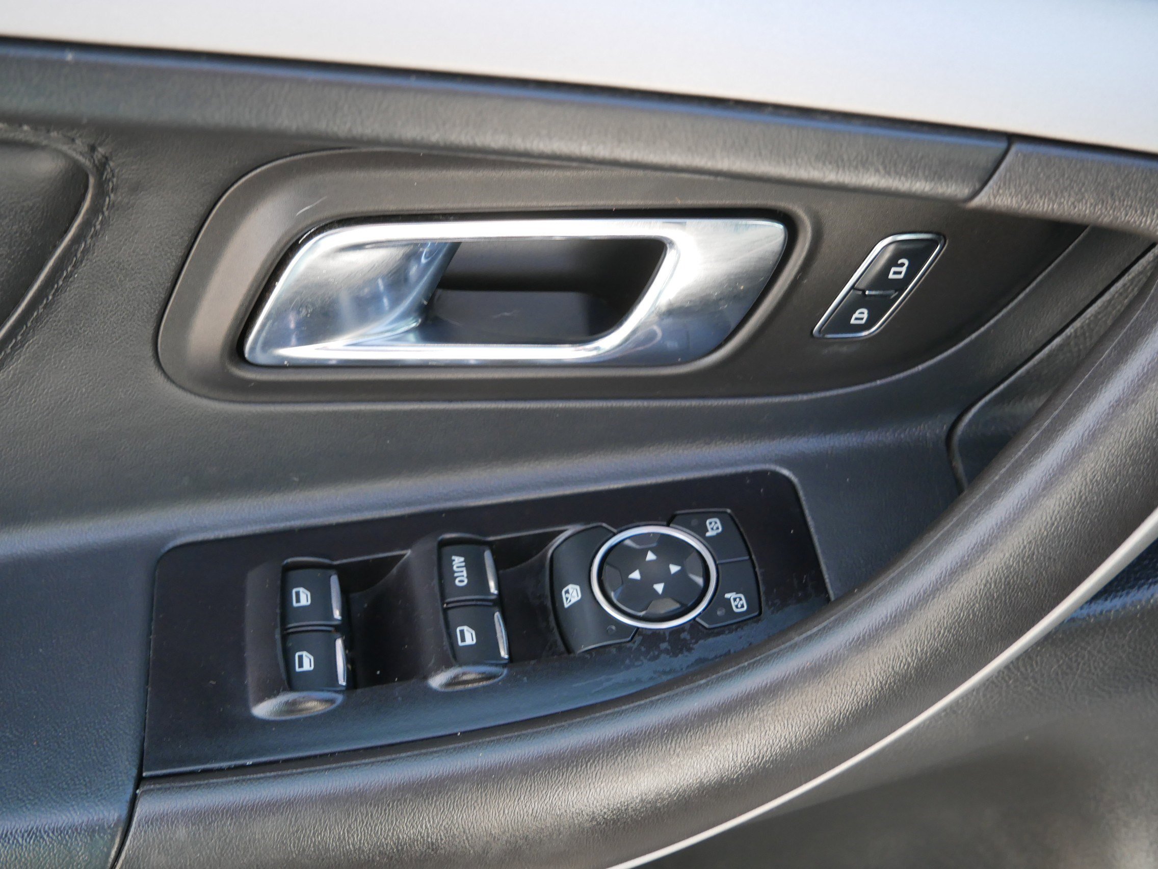 Used 2016 Ford Taurus SEL w/ Equipment Group 201A image 19