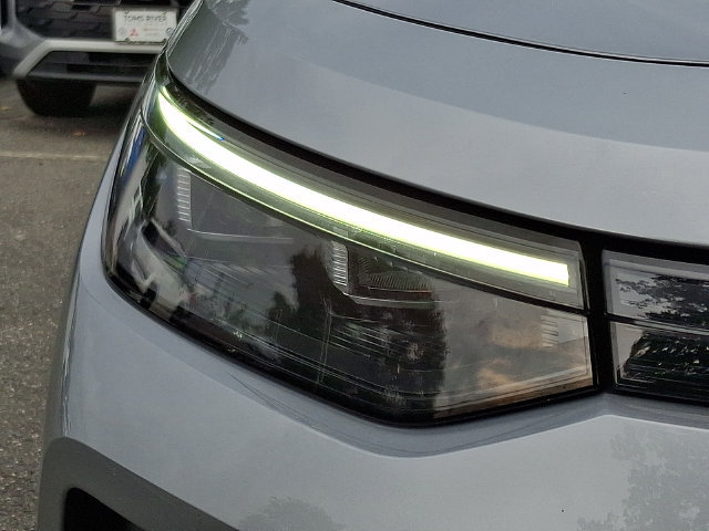 Certified 2025 Volkswagen Tiguan S AWD/4WD image 9