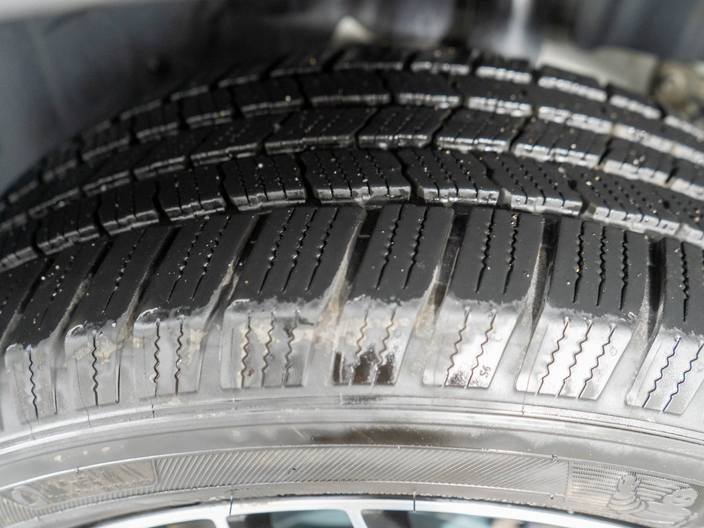 Used 2014 Ford Explorer Limited w/ Equipment Group 302A image 30