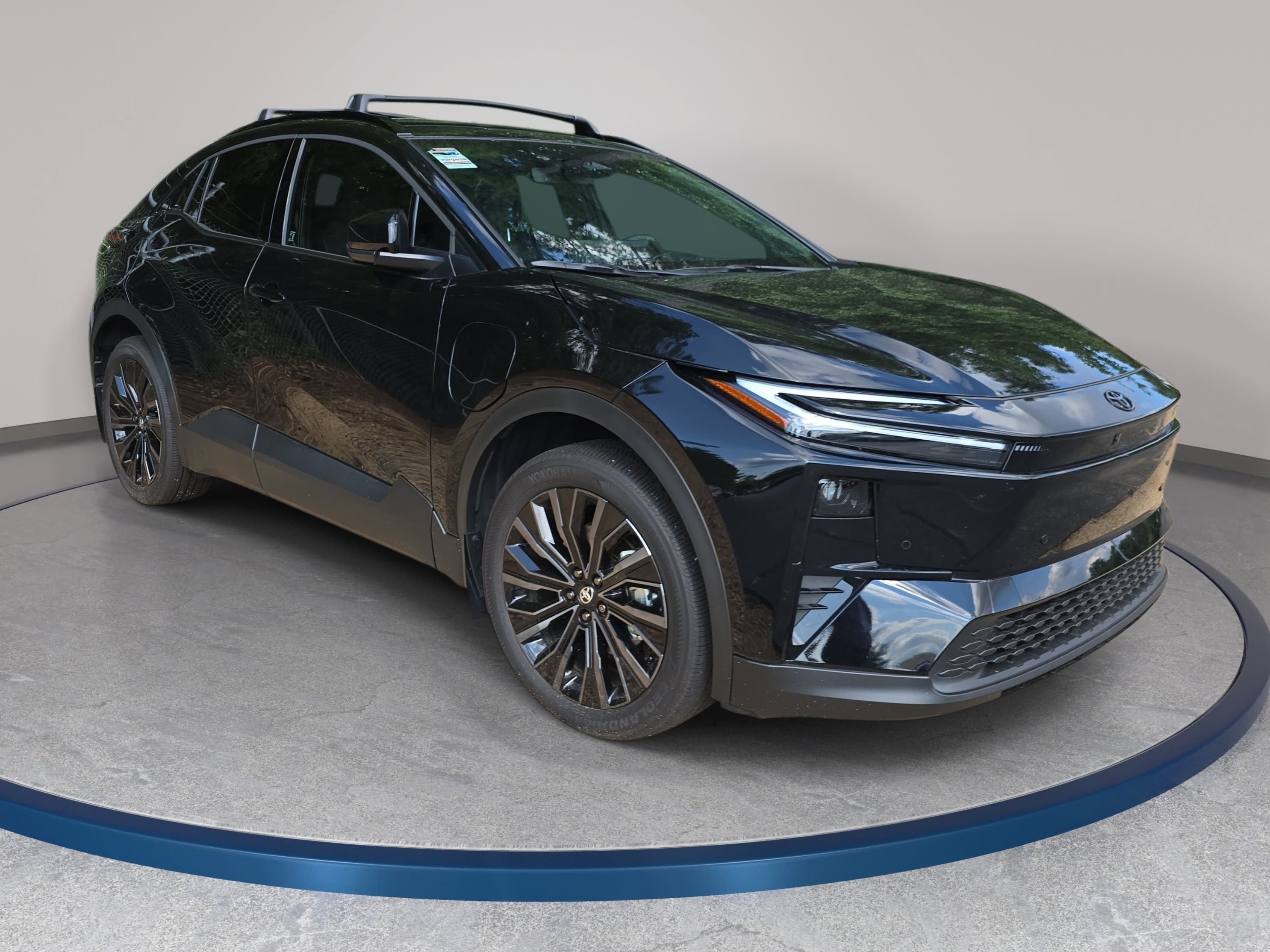 New 2026 Toyota C-HR AWD/4WD image 3