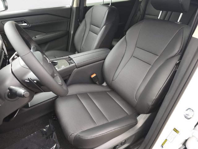 New 2027 Nissan Rogue Dark Armor FWD image 15
