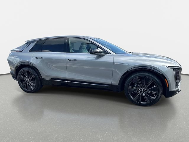 Certified 2024 Cadillac Lyriq Sport AWD/4WD image 7