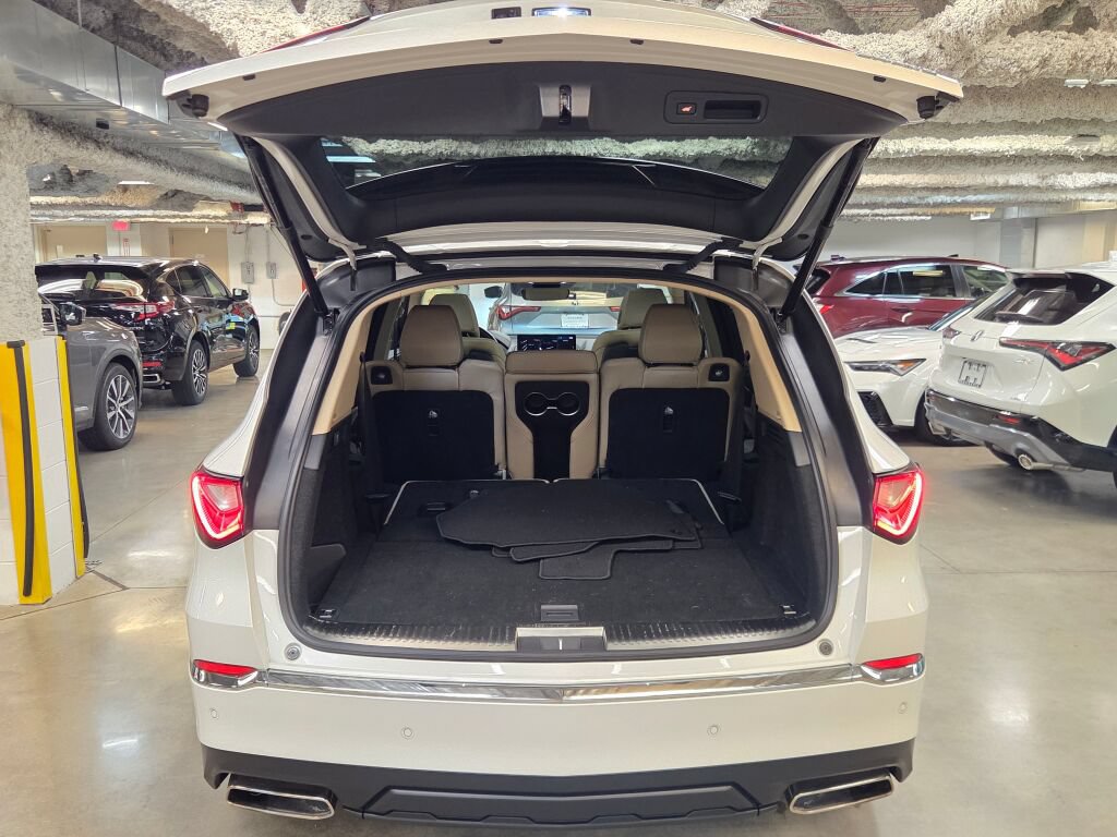 Certified 2023 Acura MDX w/ Advance Package AWD/4WD image 37