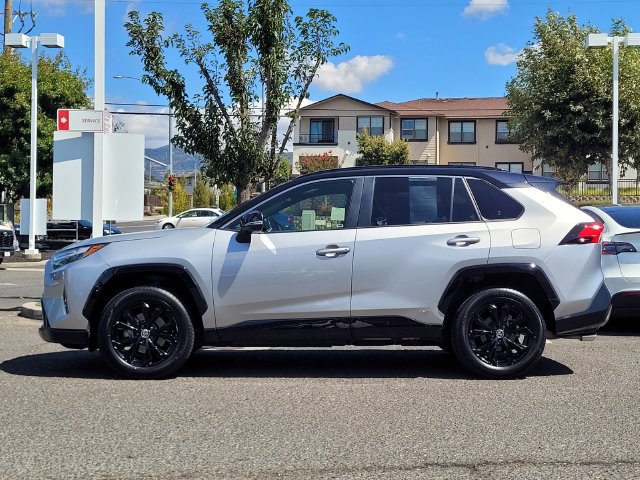 Certified 2023 Toyota RAV4 XSE AWD/4WD image 9