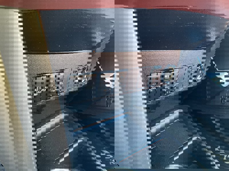 Used 2014 Toyota RAV4 Limited w/ Technology Package image 27