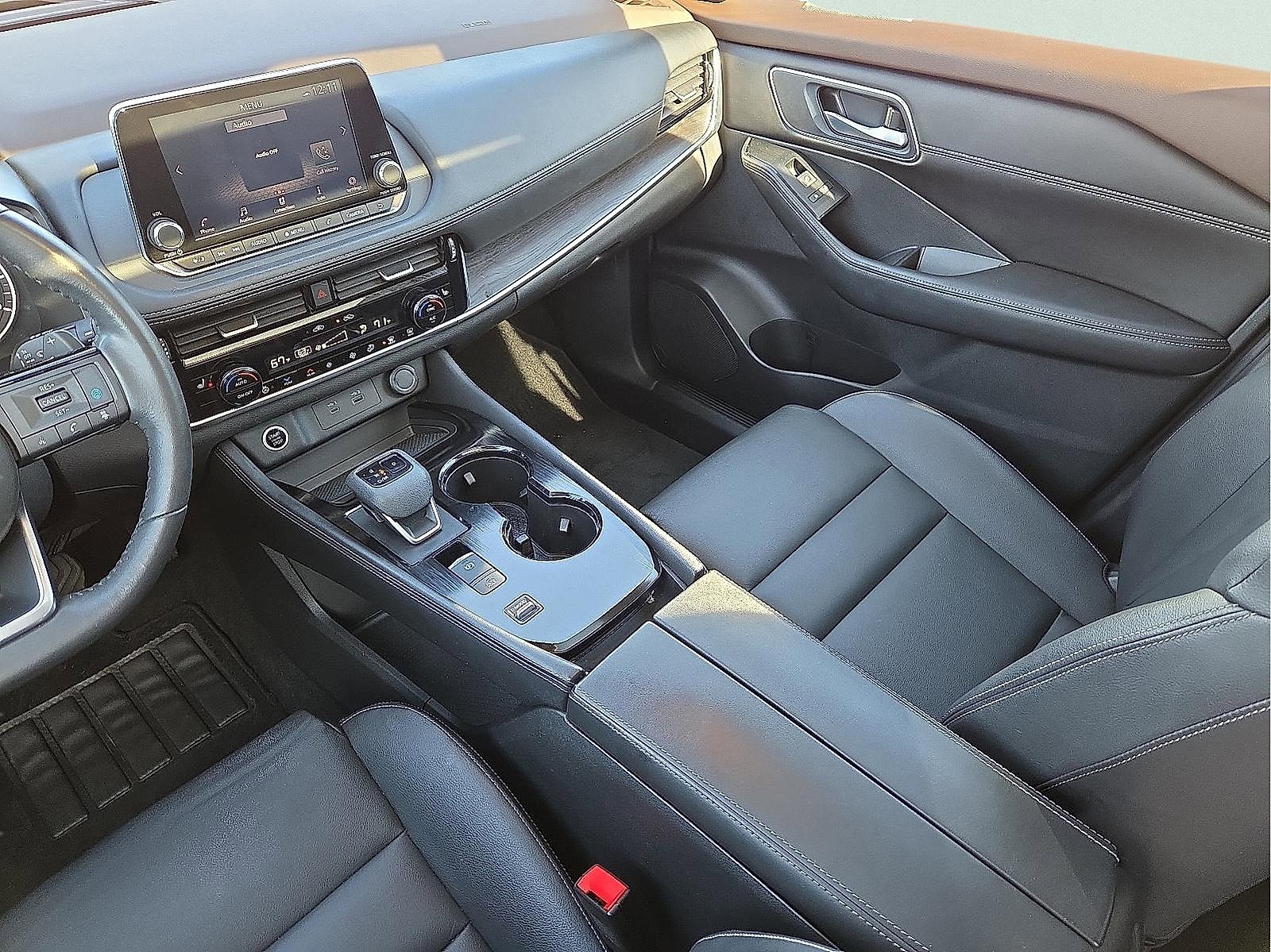 Used 2021 Nissan Rogue SL image 12