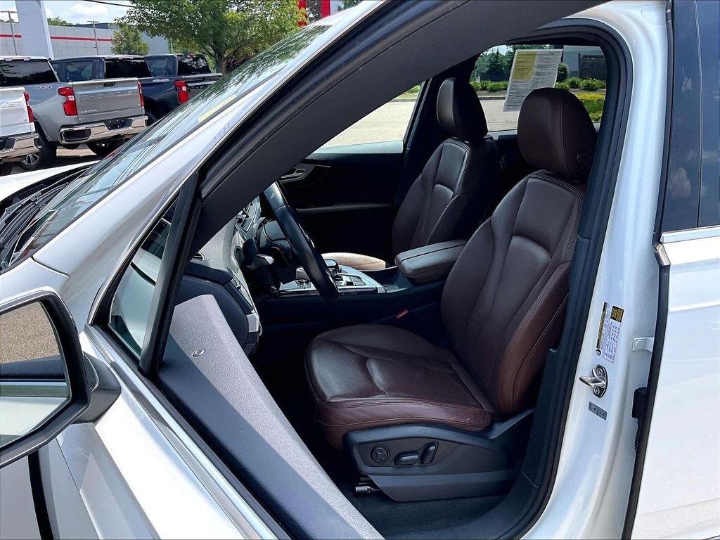 Used 2019 Audi Q7 2.0T Premium AWD/4WD image 10