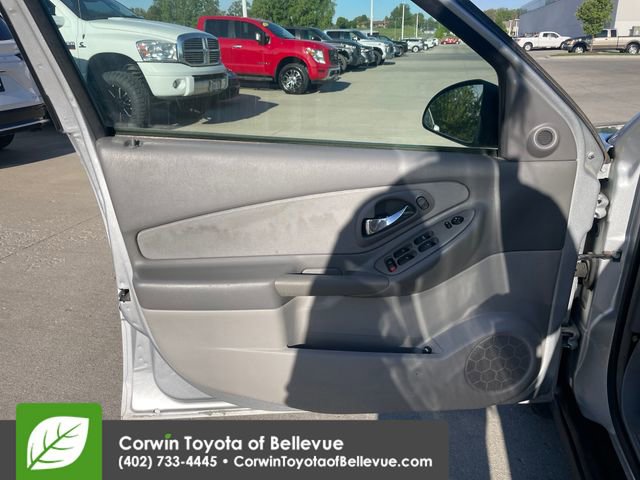 Used 2005 Chevrolet Malibu LS w/ Preferred Equipment Group FWD image 18