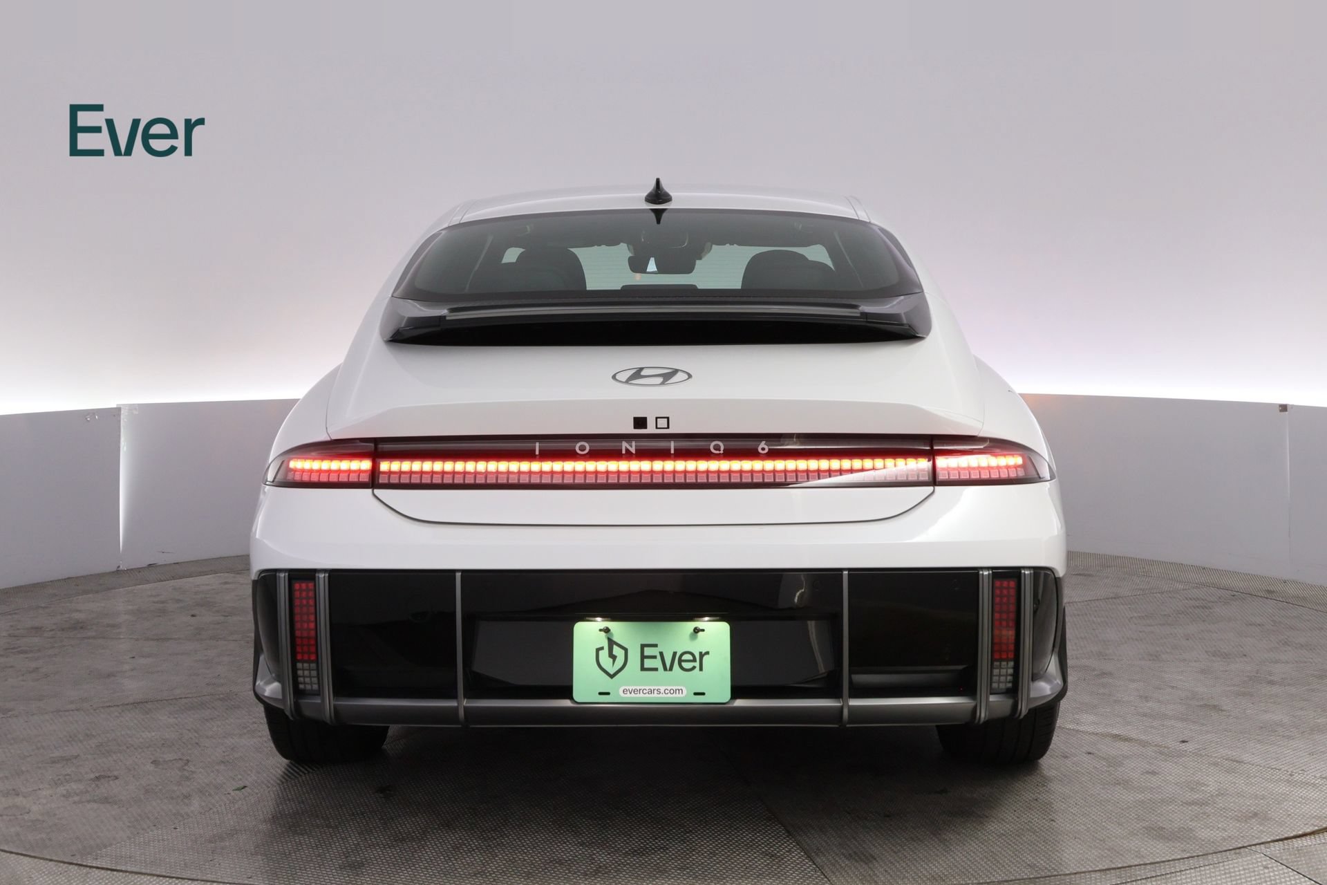 Used 2024 Hyundai Ioniq 6 Limited RWD image 15