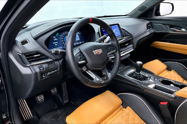 Used 2026 Cadillac CT4 V Blackwing w/ Carbon Fibre 1 Package RWD image 15