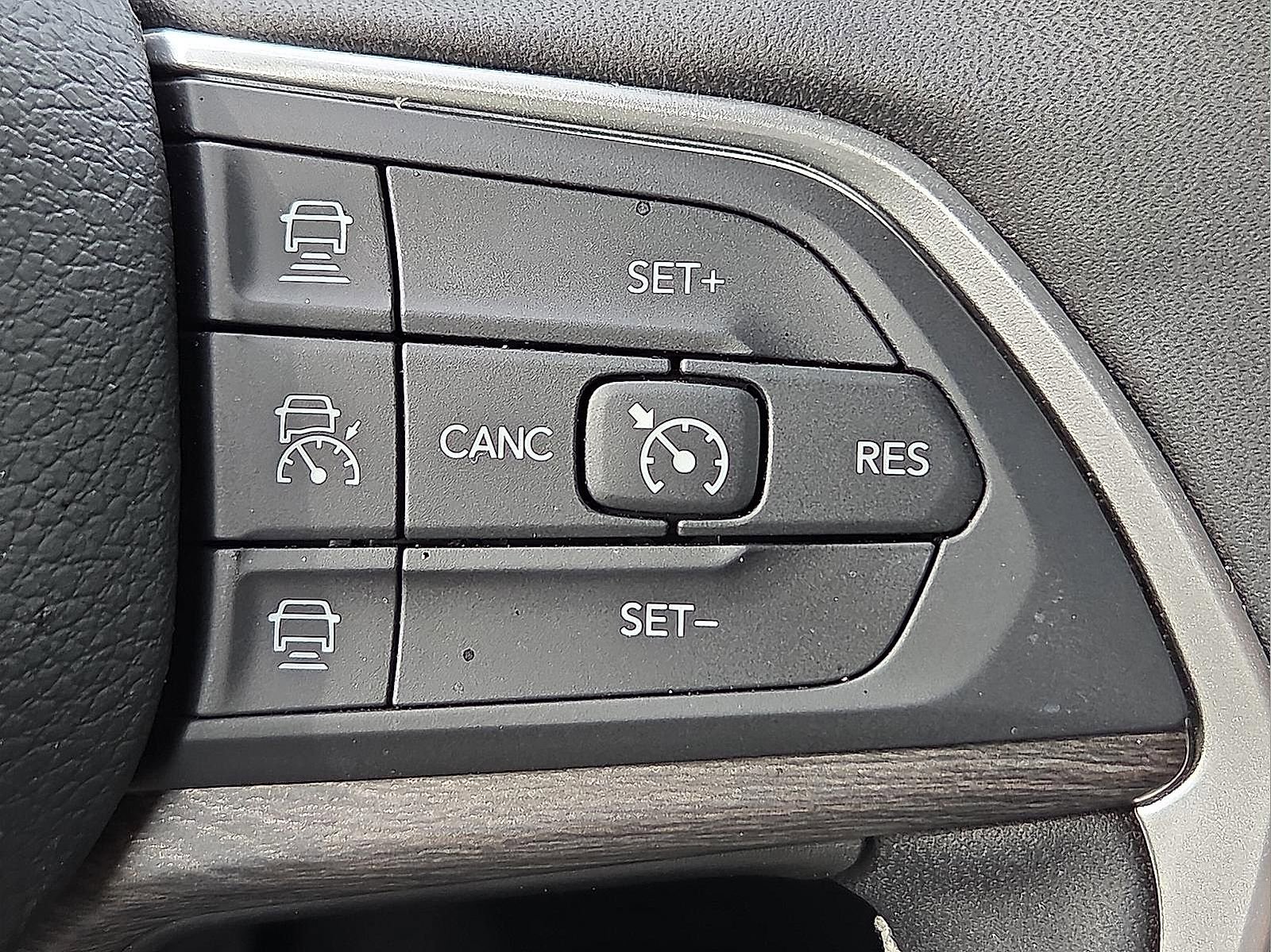 New 2025 Jeep Grand Cherokee L Limited w/ Luxury Tech Group II image 21