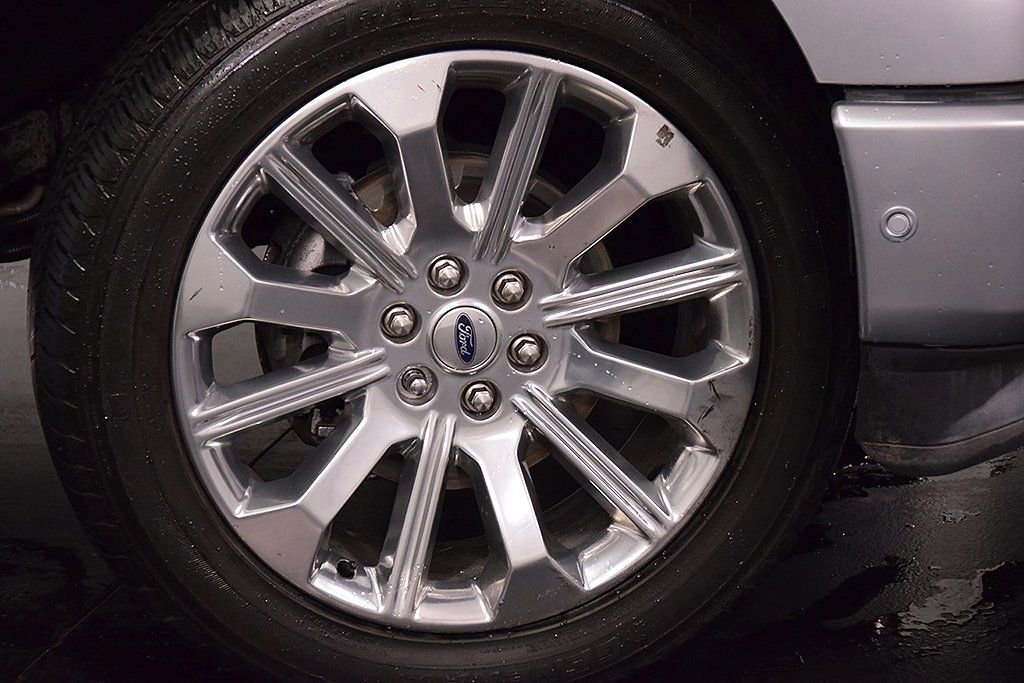 Used 2023 Ford F150 Limited image 12