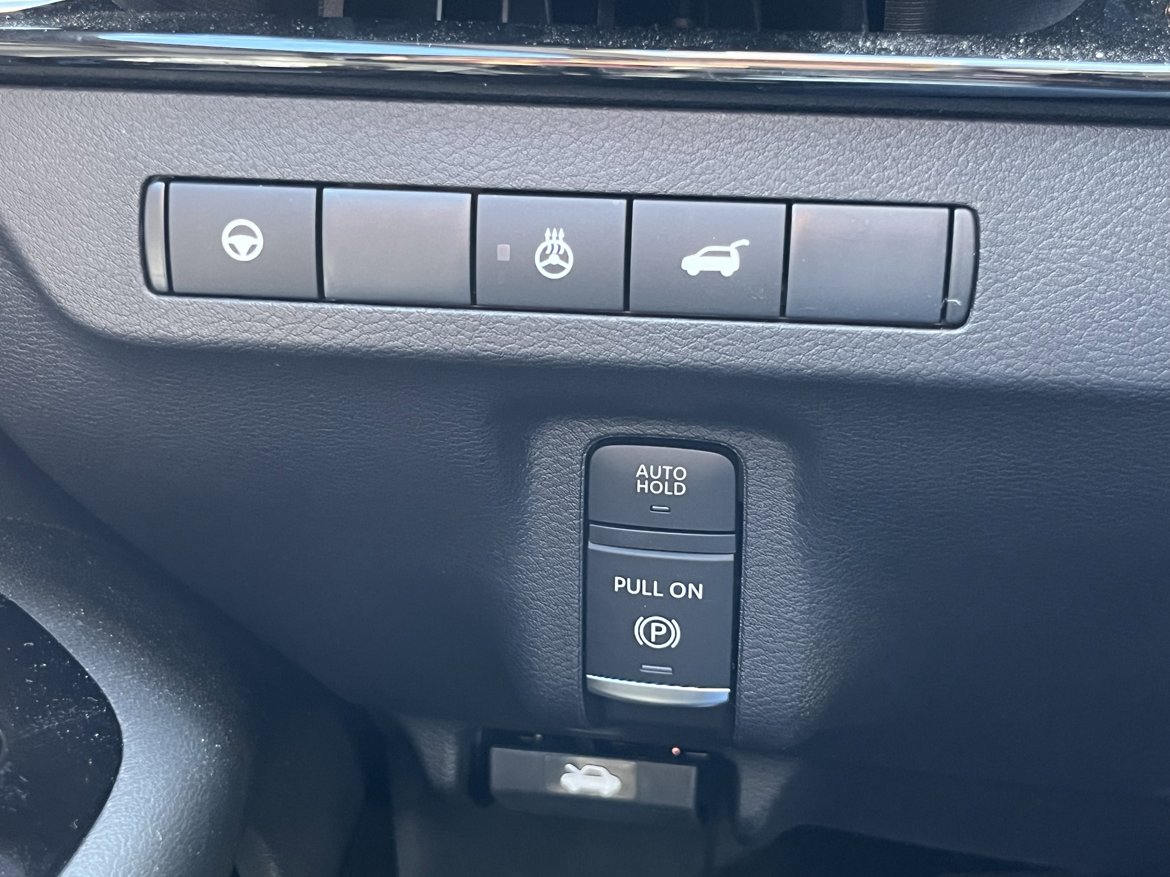Used 2025 Nissan Murano SL AWD/4WD image 32