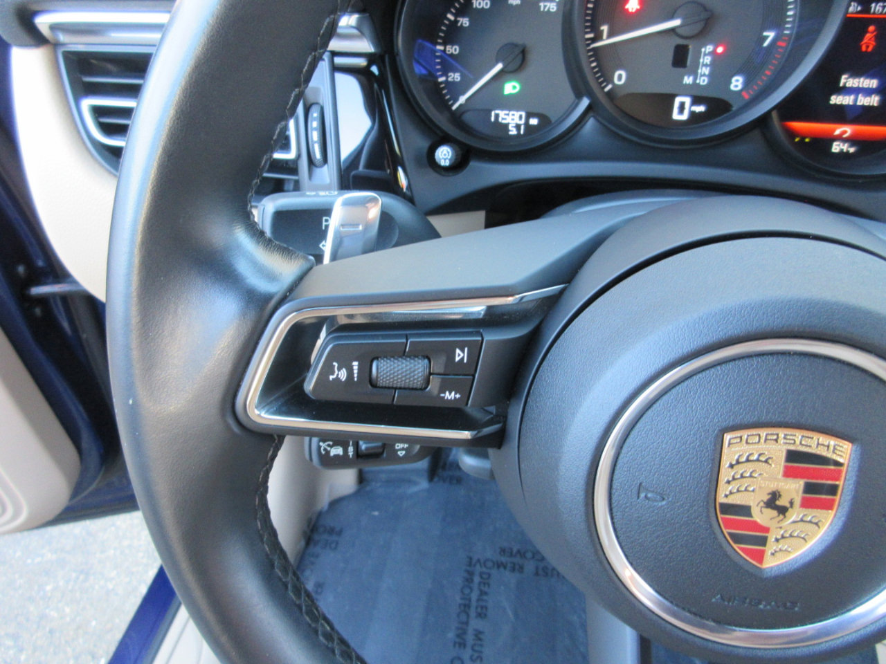 Used 2024 Porsche Macan image 47