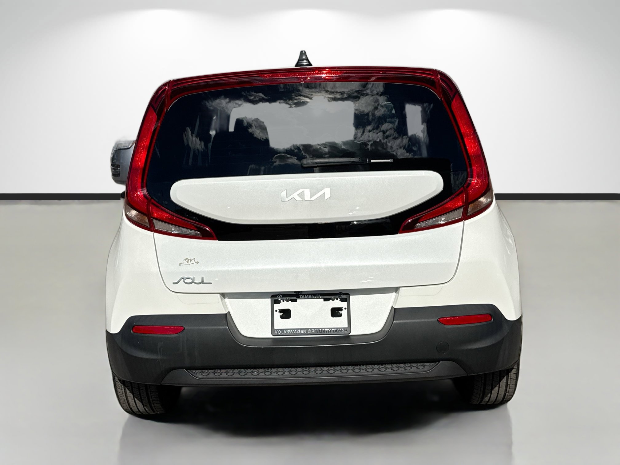 Used 2022 Kia Soul LX image 4