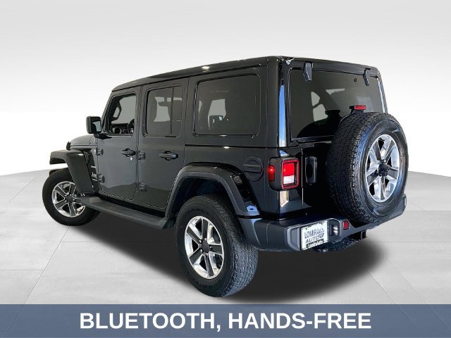 Used 2023 Jeep Wrangler Unlimited Sahara w/ Cold Weather Group AWD/4WD image 6