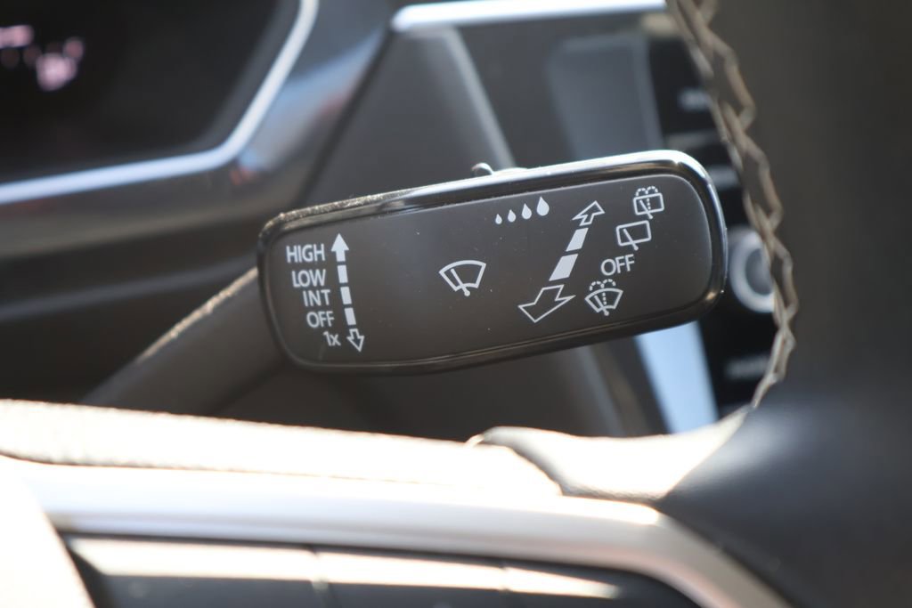 Used 2024 Volkswagen Tiguan Wolfsburg Edition image 24