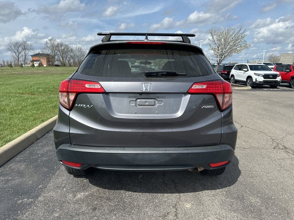 Used 2017 Honda HR-V EX image 10