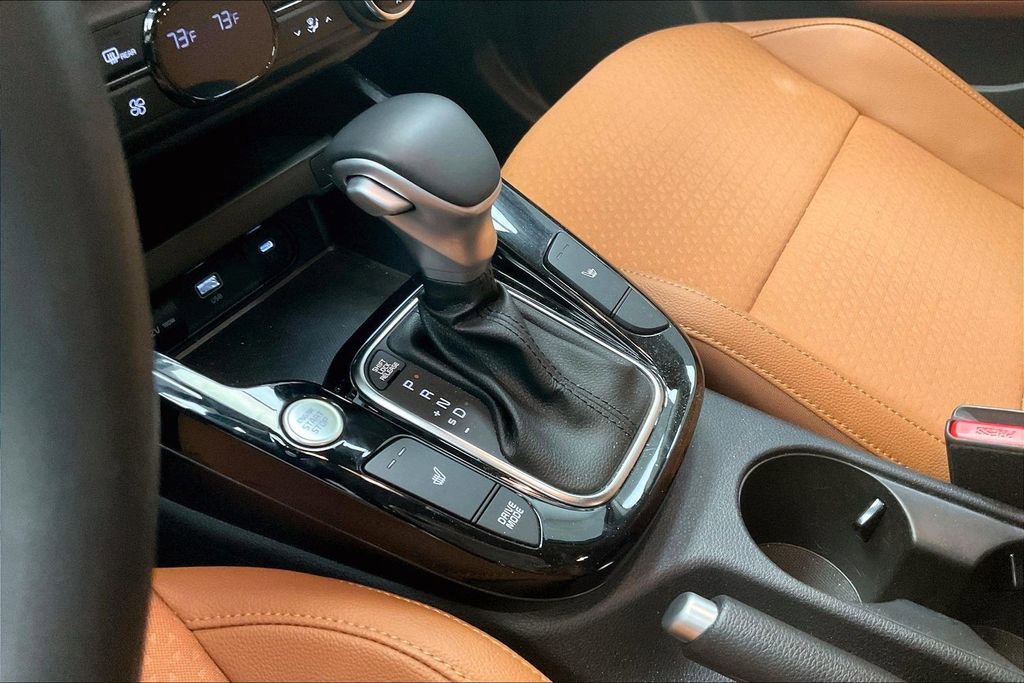 Used 2025 Kia Soul EX FWD image 16