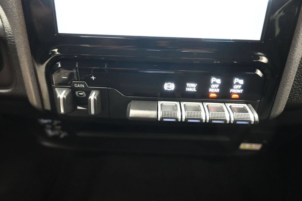 Used 2025 RAM 3500 Tradesman AWD/4WD image 23