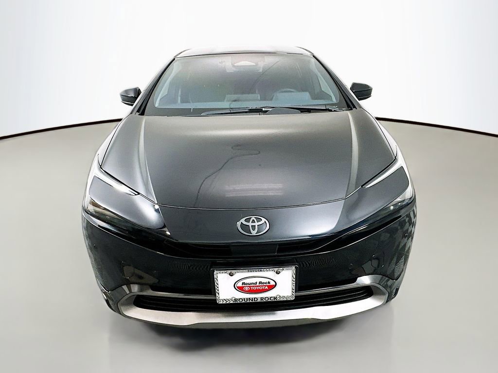 Used 2024 Toyota Prius XLE image 2