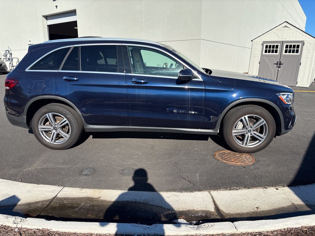 Used 2022 Mercedes-Benz GLC 300 w/ Premium Package Lite image 4