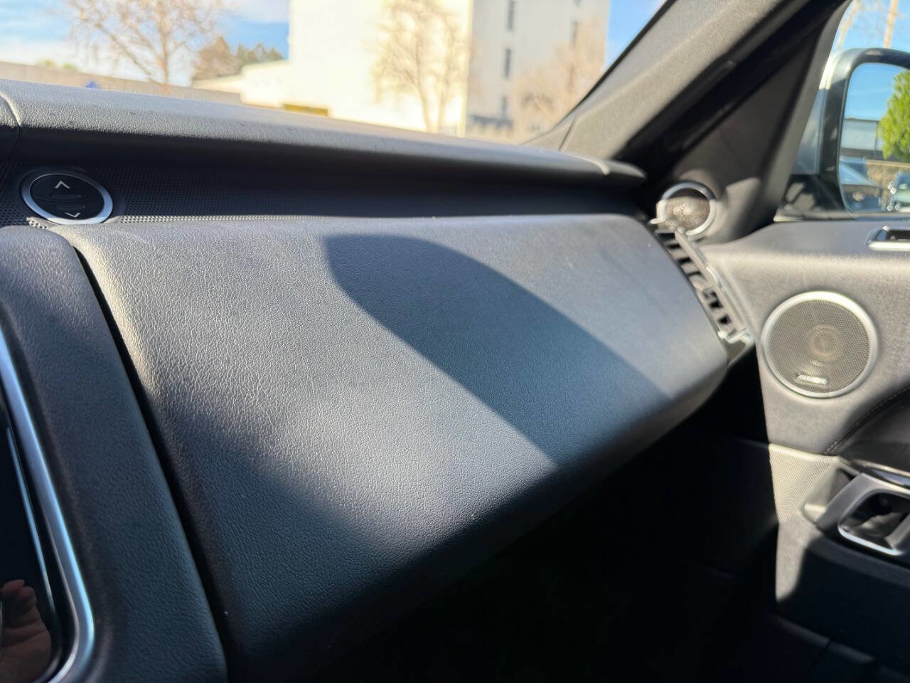 Used 2018 Land Rover Range Rover Sport HSE image 42