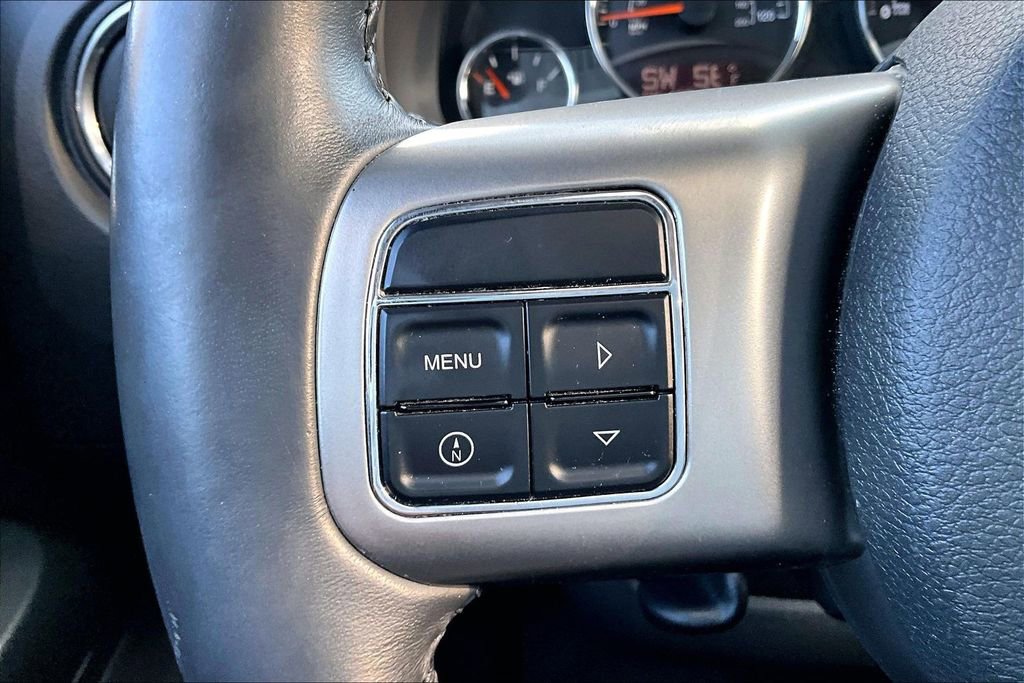 Used 2015 Jeep Patriot Limited w/ Sun/Sound Group AWD/4WD image 11