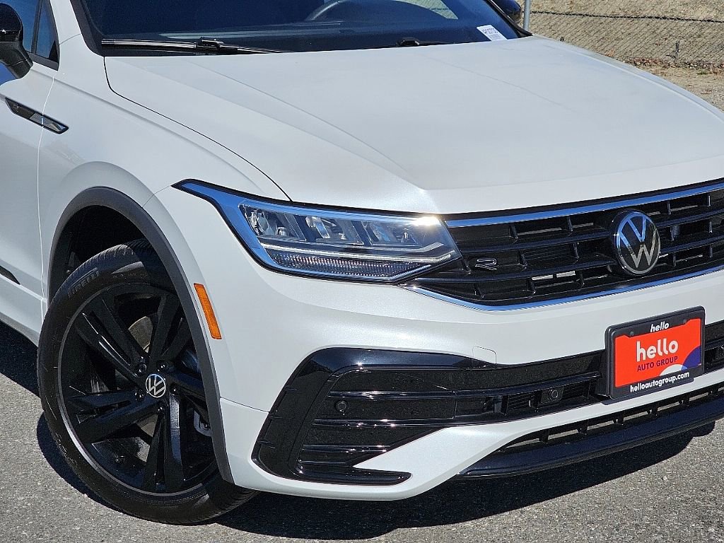 Used 2024 Volkswagen Tiguan SE R-Line image 5