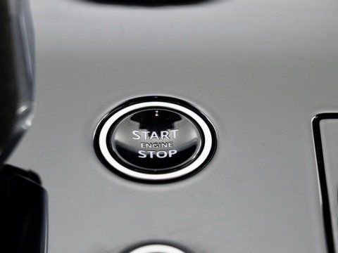 Used 2023 Land Rover Range Rover Sport SE image 24