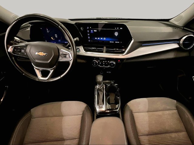 Used 2024 Chevrolet Trax LT w/ Driver Confidence Package FWD image 14