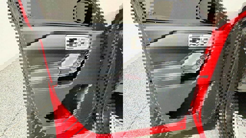 Used 2023 Ford Explorer ST w/ Equipment Group 401A image 11