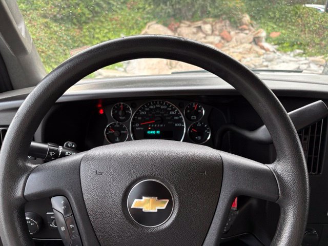 Used 2021 Chevrolet Express 2500 w/ Driver Convenience Package RWD image 19